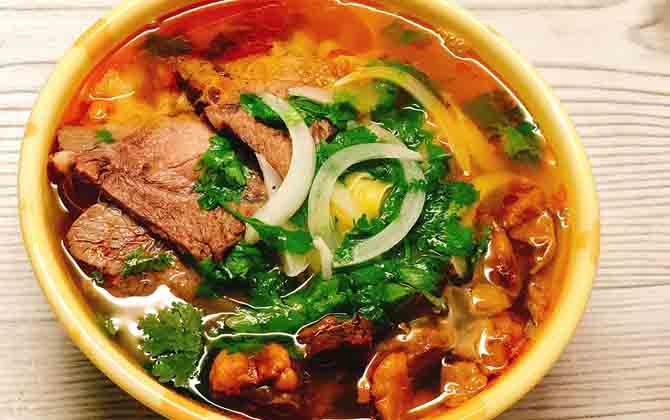 Phở sốt vang mềm ngọt, thơm lừng cho bữa sáng đầy năng lượng