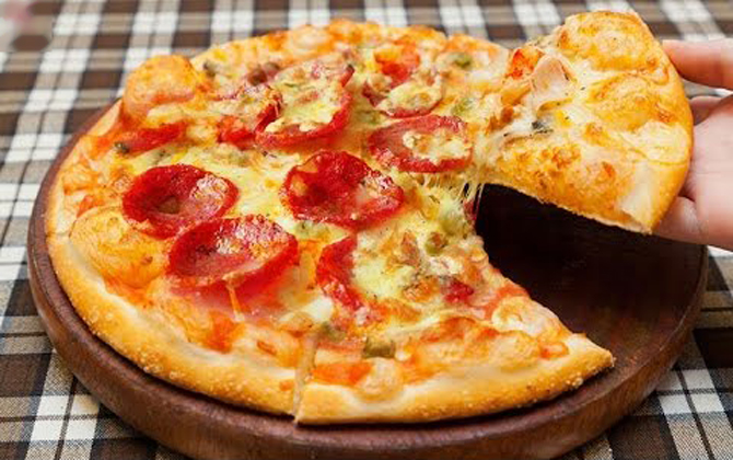 Muốn làm chiếc bánh pizza "vạn người mê" thì nhất định phải biết cách này