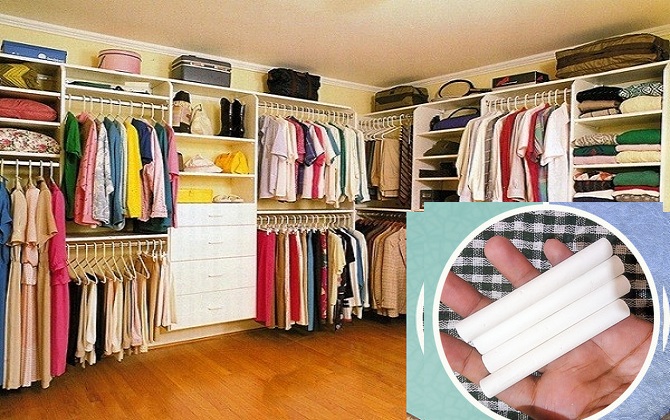 Thấy tủ quần áo ẩm mốc và có mùi hôi, chồng lấy viên phấn trắng ra làm cách này khiến cả nhà lác mắt