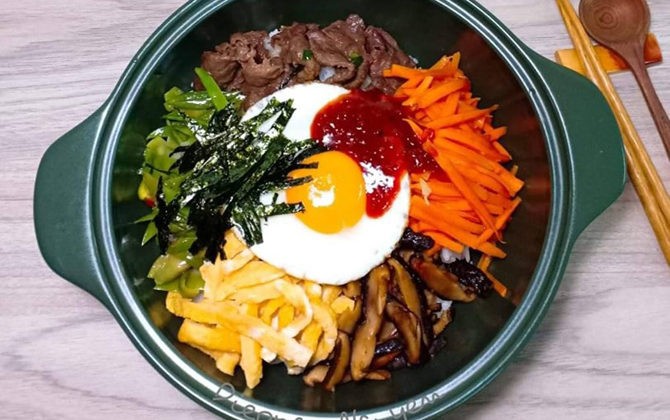 Làm cơm trộn bibimbap Hàn Quốc nhanh gọn đổi bữa cho cả nhà