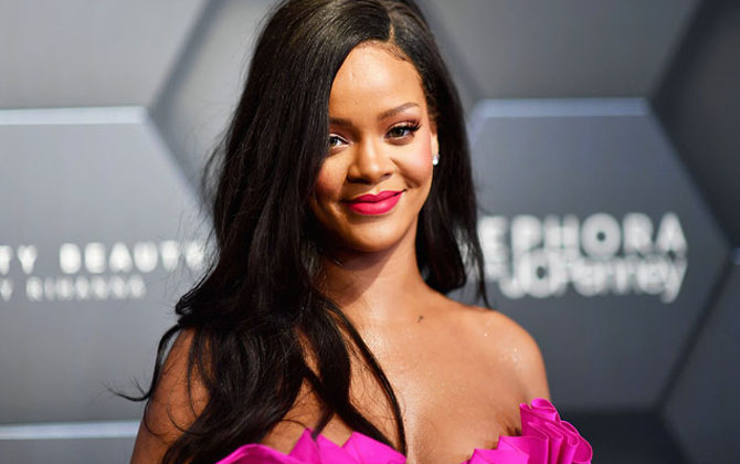 Rihanna khiến fan thích thú vì lần đầu nhắc đến chuyện sinh con