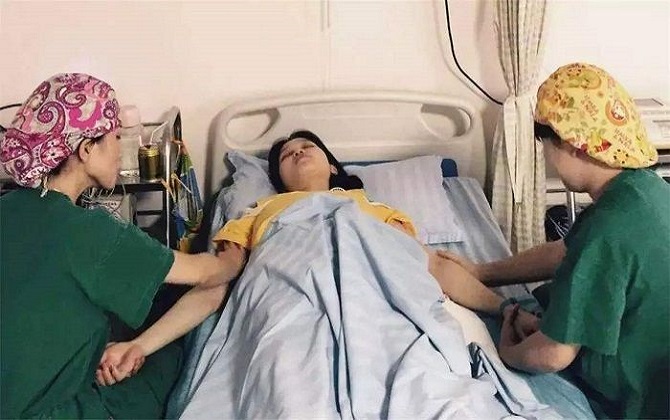 Tại sao 2 giờ sau sinh là khoảng thời gian nguy hiểm nhất với sản phụ?