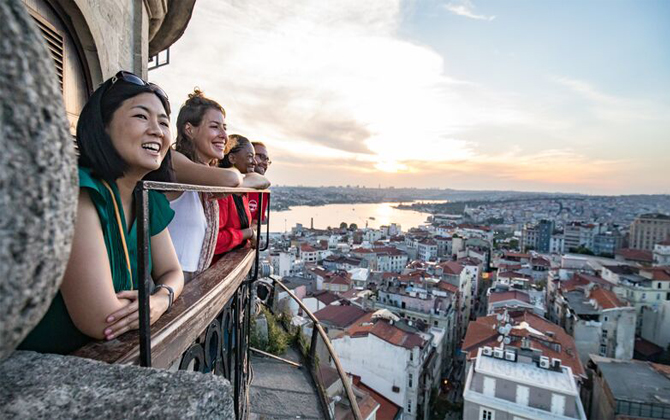 Độc chiêu giúp bạn đi "đu đưa" ở Istanbul thả ga mà chẳng lo tốn tiền