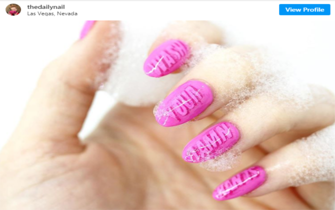 Những mẫu nail nhắc nhở bạn rửa tay suốt mùa dịch COVID