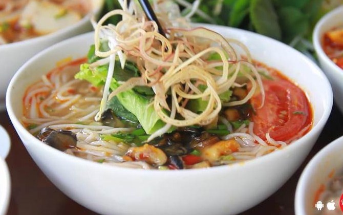 4 nhóm người sau cần tránh ăn bún, nếu không sẽ ảnh hưởng nghiêm trọng tới sức khỏe!