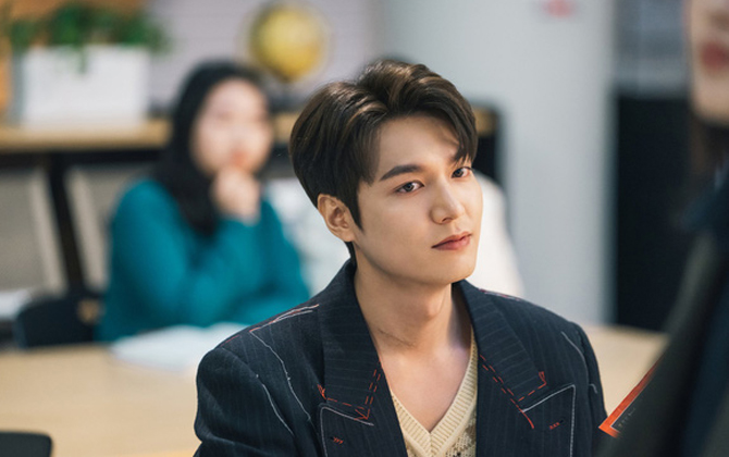 Phản ứng của fan khi Lee Min Ho đăng video "thả thính" nhân kỷ niệm 14 năm debut