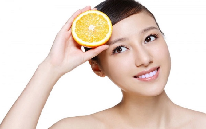 Ăn cam bỏ vỏ là bạn đã lãng phí một tài nguyên làm đẹp cực hữu ích rồi đấy