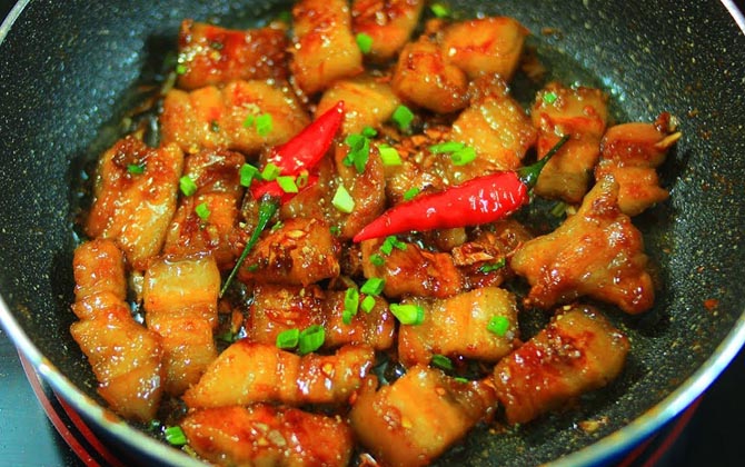 Rang thịt đừng đổ thịt vào chảo ngay, chỉ cần thêm bước này thịt rang sẽ thơm ngon hơn rất nhiều