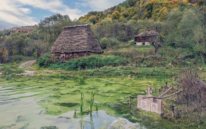 Địa điểm đẹp tuyệt ở Romania hóa ra lại chứa đựng một 'bí mật' khủng khiếp ít ai biết đến