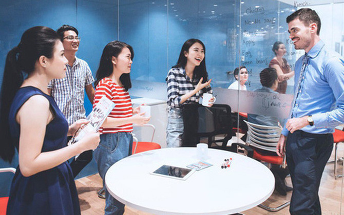 'Chơi với người tốt như vào hàng hoa, khi đi ra hương còn vương vấn': 3 kiểu đồng nghiệp thúc đẩy sự nghiệp của bạn thăng tiến