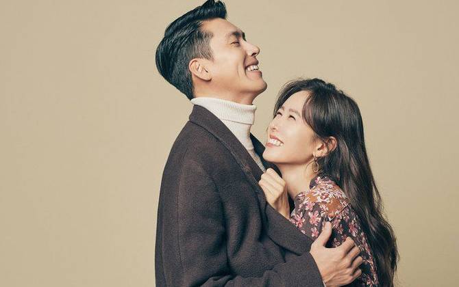 Hyun Bin nhắc tới tình mới Son Ye Jin trên sân khấu trao giải