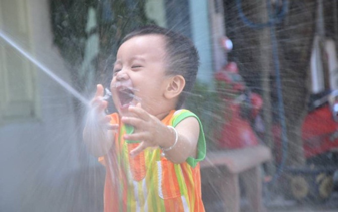 Nếu bé trai có 2 biểu hiện này, cha mẹ đừng lo lắng vì đó là dấu hiệu chứng tỏ IQ cao