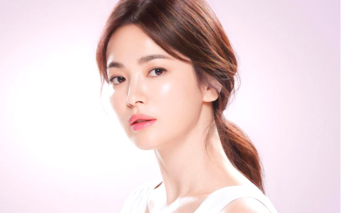 Nghe ngọc nữ Song Hye Kyo, Phạm Băng Băng bật mí phương pháp chăm sóc để có được làn da sáng hồng không tỳ vết