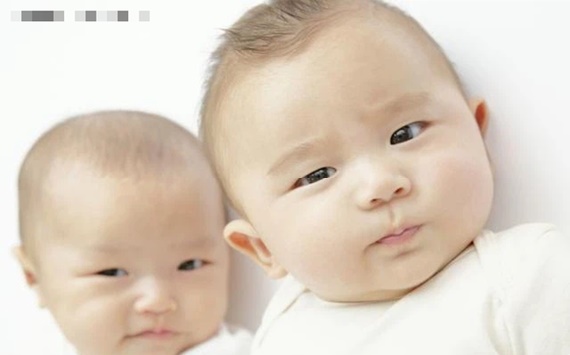 Muốn sinh con ''phú quý'' chẳng cần tính đến ngày giờ, chỉ cần trẻ hội tụ 5 điều này thì mẹ con khỏe, cả nhà vui