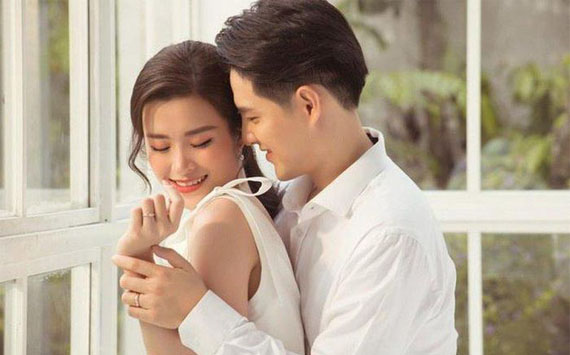 Làm sao để chuyện tình cảm bớt nhàm chán trong thời kỳ giãn cách?