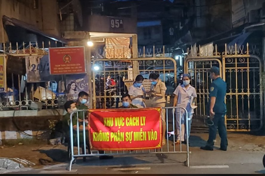 Hà Nội thông báo khẩn tìm người đến nhà thuốc 95 Láng Hạ