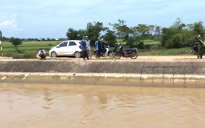 Vụ chiếc ô tô 'vô chủ' đỗ ven đường, thi thể người phụ nữ dưới lòng sông: Đồng nghiệp tiết lộ bất ngờ