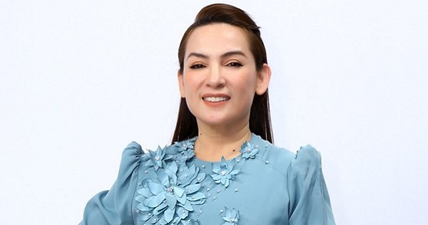 Phi Nhung là ai? Giọng ca bolero đình đám thập niên 90, sao nữ đông con nhất Vbiz