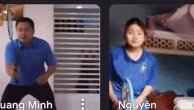 Bất ngờ học môn thể dục qua mạng, thầy giáo hướng dẫn đánh cầu lông nhưng học sinh dùng thứ này mới 'bá đạo'