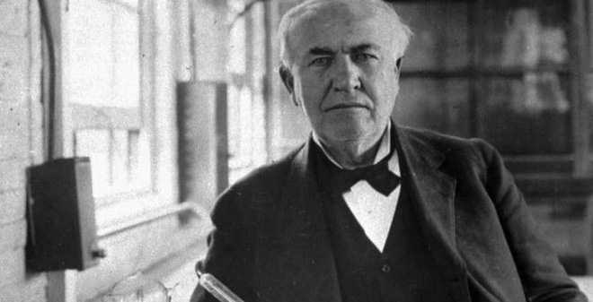 Cuộc đời Thomas Edison: Khổ nạn là giấy bọc ngoài của món quà quý