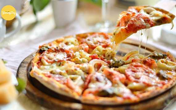 Cách làm pizza hải sản chuẩn vị Ý tại nhà, nóng giòn hấp dẫn hơn cả nhà hàng