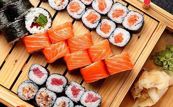 4 cách làm sushi đơn giản mà thơm ngon béo ngậy, hương vị 'gây nghiện'