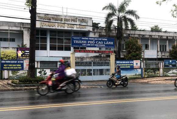 Vụ thầy giáo tiếng Anh lộ clip nóng 'nhạy cảm' khi dạy trực tuyến: Diễn biến mới nhất