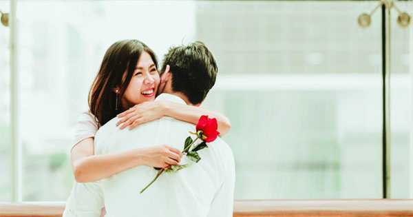 6 biểu hiện ở người đàn ông yêu chiều vợ hết nấc, ai cưới được thì hãy trân trọng