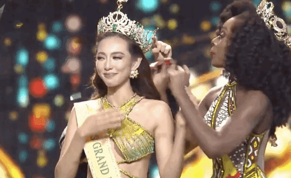 Nhìn lại loạt váy áo cực tôn dáng, mãn nhãn Nguyễn Thúc Thùy Tiên diện khi thi Miss Grand International 2021