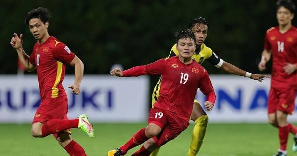 Việt Nam vs Malaysia: Quang Hải, Công Phượng, Hoàng Đức 'gieo sầu' cho đội bạn, kết quả 3-0 cổ động viên tưng bừng