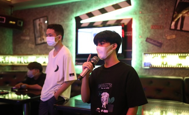 Đề xuất mở lại hoạt động karaoke, vũ trường, khiêu vũ tại TPHCM

