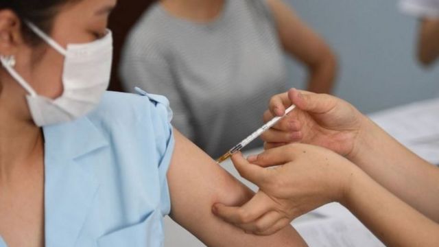 Bộ Y tế: Tiêm vaccine Covid-19 không gây vô sinh
