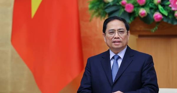 Thủ tướng: Tiến tới bình thường hóa với dịch bệnh, xem COVID-19 là bệnh đặc hữu
