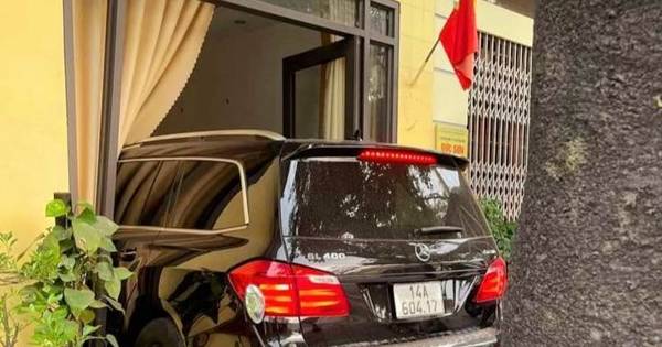 Quảng Ninh: Xe Mercedes gây tai nạn rồi bỏ chạy làm 1 người tử vong
