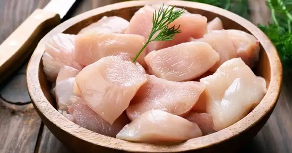 Nếu thịt gà có 5 dấu hiệu này, tuyệt đối đừng mua kẻo tiền mất tật mang