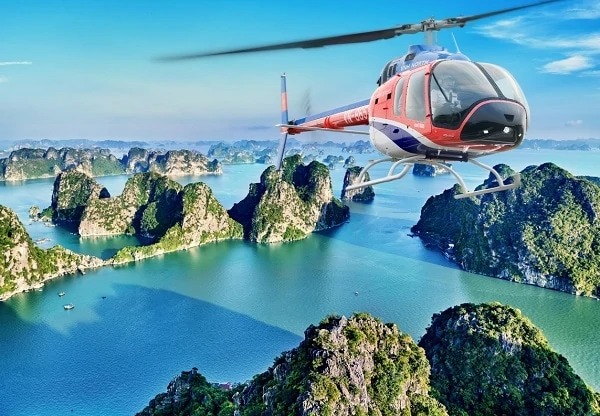 3 tour ngắm cảnh từ trên trực thăng ở Việt Nam bạn có thể trải nghiệm dịp nghỉ lễ tới đây