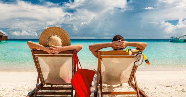 Mua combo du lịch giá rẻ: 4 điều PHẢI BIẾT kẻo 'TIỀN MẤT TẬT MANG'