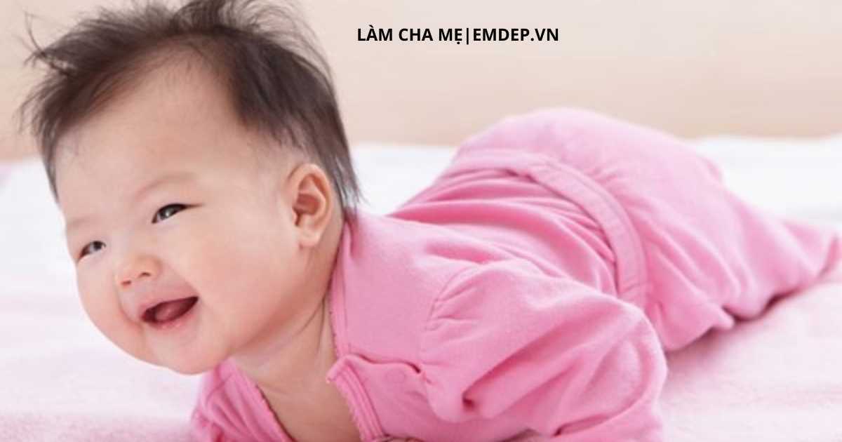 Trẻ mới sinh có 3 thứ này càng xấu xí thì lớn lên càng đáng yêu, xinh đẹp