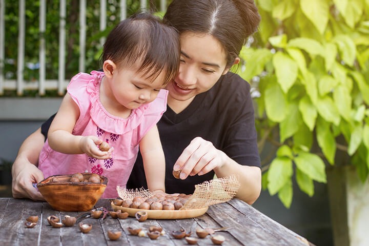 Đừng ngại cho trẻ ăn vặt, chọn 4 loại đồ ăn này giúp con thông minh hơn