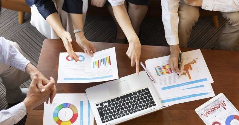 Muốn đi làm thuận lợi 'như cá gặp nước', đây là 'độc chiêu' mà bạn nhất định phải nắm được: Ai làm đủ thường được sếp tin, đồng nghiệp mến