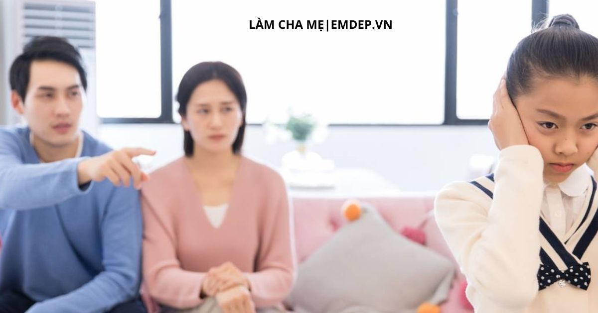 Tại sao khi lớn lên, trẻ không còn gần gũi với mẹ? Chuyên gia tâm lý hé lộ sự thật đáng suy ngẫm