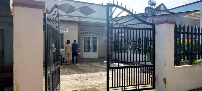 Vụ gửi con đi chữa bệnh nhận về hũ tro cốt: Người cha từng rút đơn tố cáo vì lý do đặc biệt

