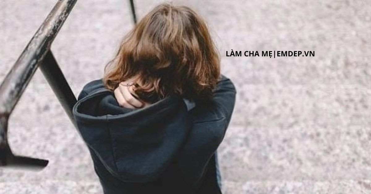 Con cái tự ti vì ngoại hình, cha mẹ nên làm gì?