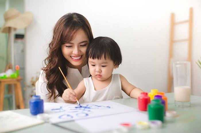 Dạy trẻ nhận biết màu sắc bằng những cách đơn giản, dễ áp dụng đến bất ngờ