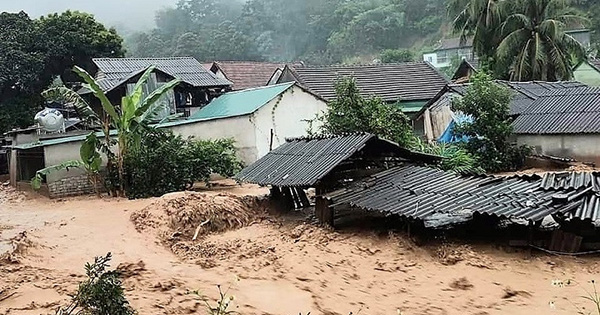 Lũ quét kinh hoàng lúc rạng sáng cuốn trôi cháu bé 4 tháng tuổi ở Nghệ An

