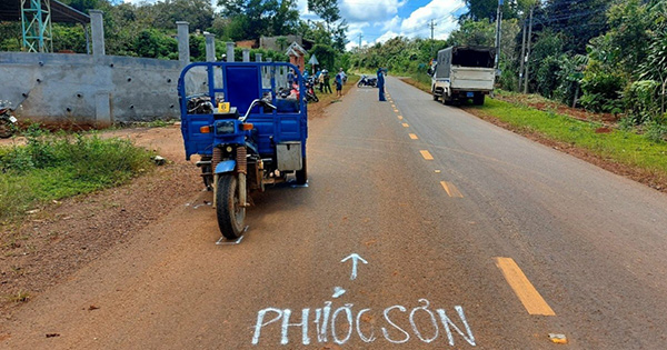 Đang đi bộ, bé trai 7 tuổi bị xe ba gác tông tử vong tại chỗ

