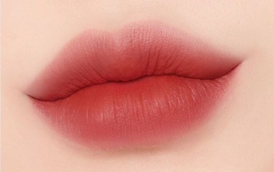 3 dòng son nội địa Trung giá rẻ, dễ mua, lên màu đẹp: Loại tốt có 24k, đắt nhất chỉ 108k