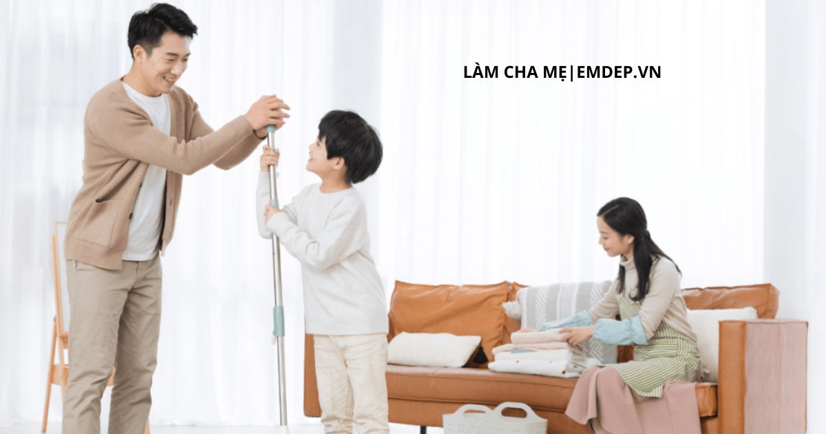 Con làm việc nhà thưởng tiền tiêu vặt có phải cách làm của mẹ thông thái?