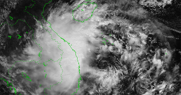 Bão số 5 giật cấp 10, lại hướng vào Đà Nẵng -  Quảng Ngãi