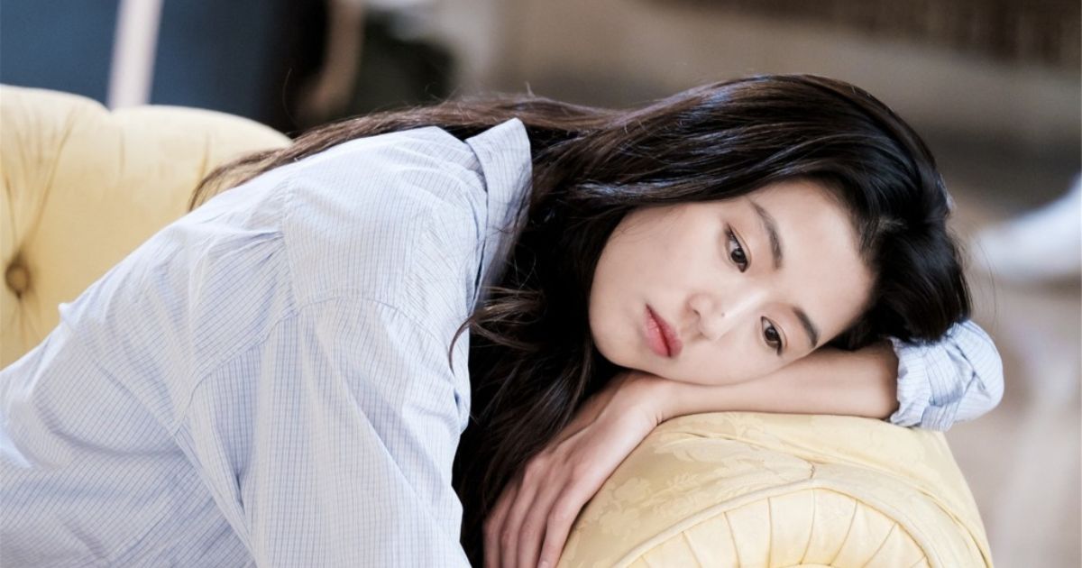 Phương pháp chăm sóc tóc giúp bạn có được mái tóc mềm mượt như Jeon Ji Hyun, Suzy